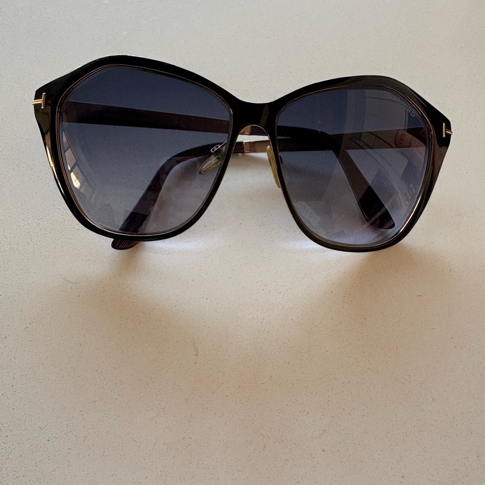Tom Ford Chic Oversized Black Sunglasses